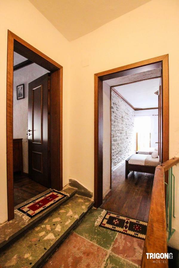 Trigona Hostel Αργυρόκαστρο Εξωτερικό φωτογραφία